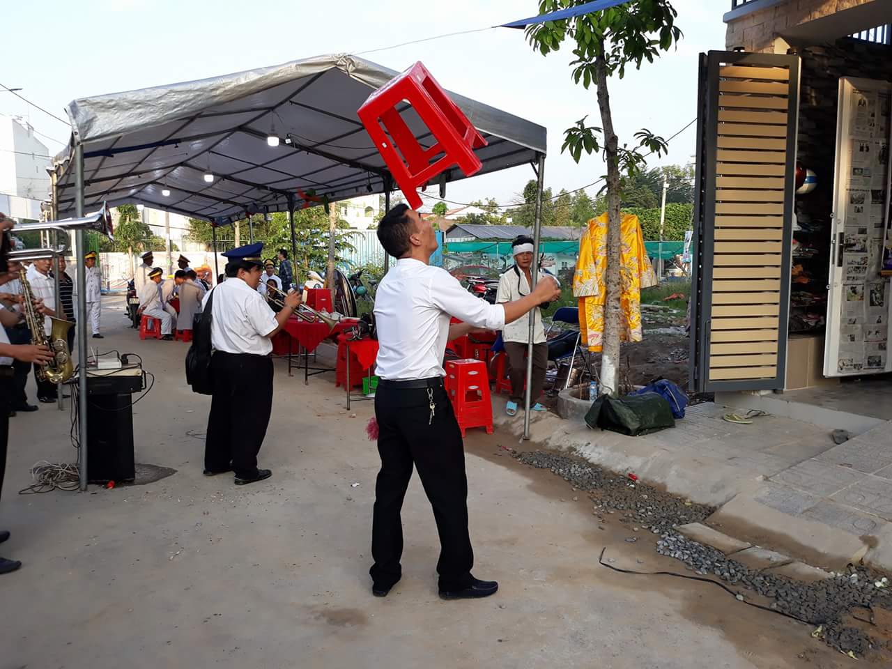  CÔNG TY TNHH MTV DỊCH VỤ MAI TÁNG  TÂN VẠN PHÚ